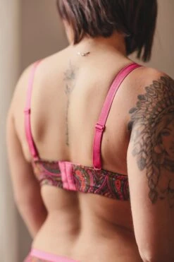 Soutien-gorge Sans Armature Bonnet Profond Carnet De Voyage -Lingerie Sensuel Boutique antigel lingerie carnet de voyage rose 27