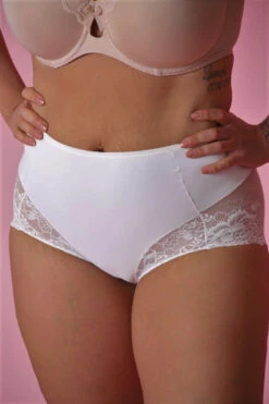 Culotte Niki Queen Greta -Lingerie Sensuel Boutique culotte haute niki queen greta blanc