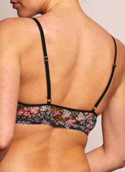 Soutien-gorge Triangle Gardenia -Lingerie Sensuel Boutique soutien gorge culotte dos tulle gardenia porter esquisse