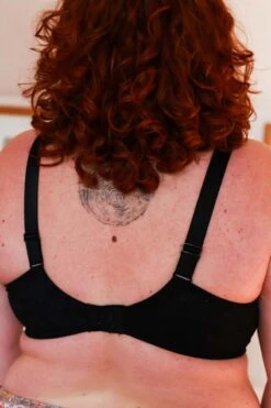 Twist Soutien-gorge Emboitant Epirus Noir -Lingerie Sensuel Boutique soutien gorge emboitant noir grande taille 1