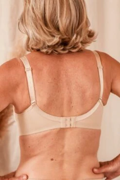 Soutien-gorge Sans Armature SAFINA Anita -Lingerie Sensuel Boutique soutien gorge sans armature safina chair anita 1