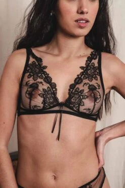 Soutien-gorge Sans Armature Noir Bouquet De Fleur